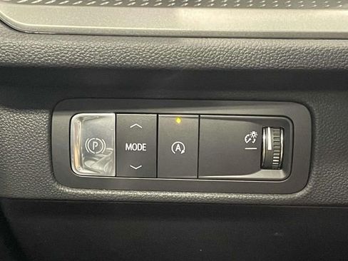 New 2026 Chevrolet Traverse LT image 26