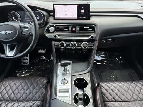 Used 2022 Genesis G70 3.3T RWD image 14