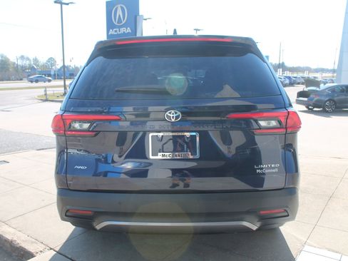 Used 2024 Toyota Grand Highlander AWD image 6