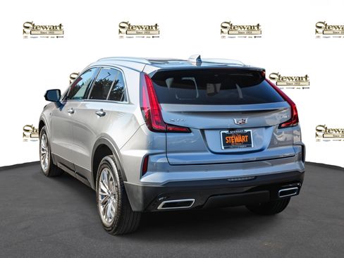 Used 2024 Cadillac XT4 Premium Luxury image 22