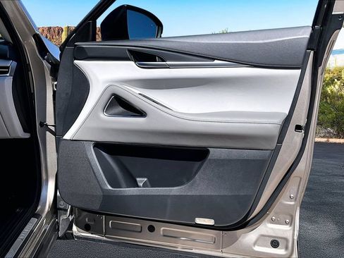 Used 2026 INFINITI QX60 Luxe w/ Cargo Package FWD image 24