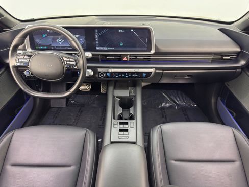 Used 2023 Hyundai Ioniq 6 Limited image 12