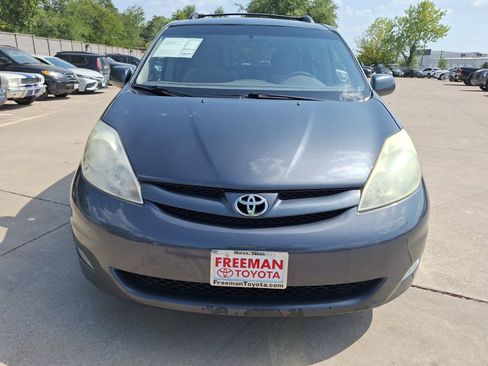 Used 2006 Toyota Sienna XLE FWD image 9