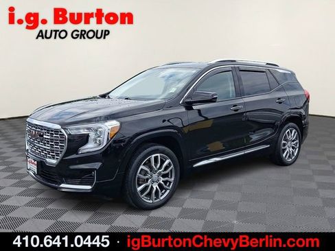 Certified 2023 GMC Terrain Denali w/ Denali Premium Package AWD/4WD image 3