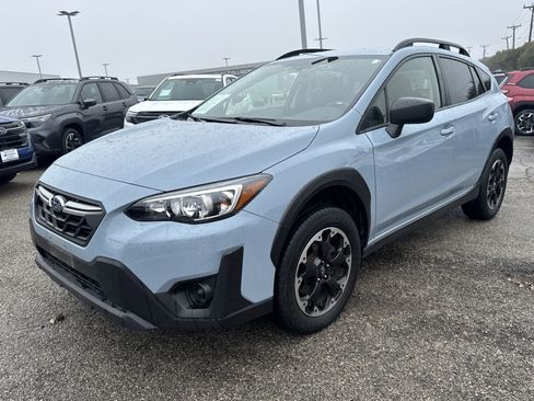 Certified 2023 Subaru Crosstrek 2.0i image 7