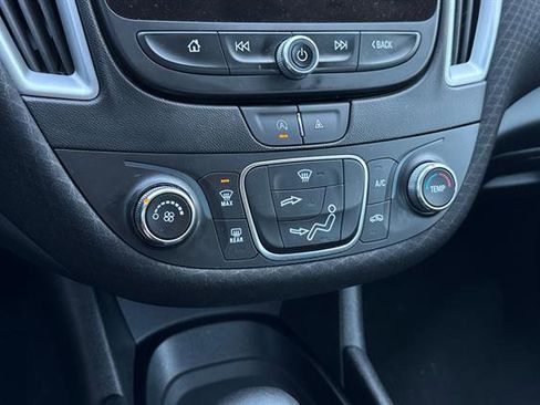Used 2024 Chevrolet Malibu LS image 19