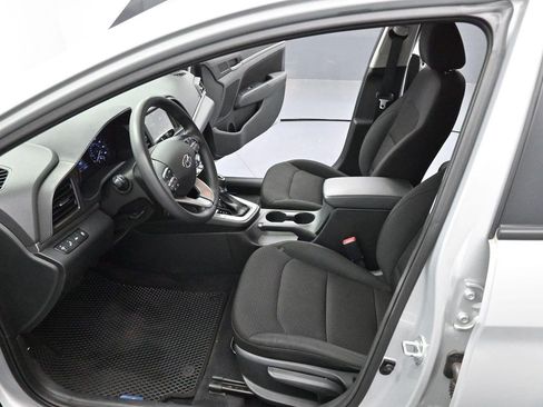 Used 2020 Hyundai Elantra SEL w/ Cargo Package (C1) FWD image 11