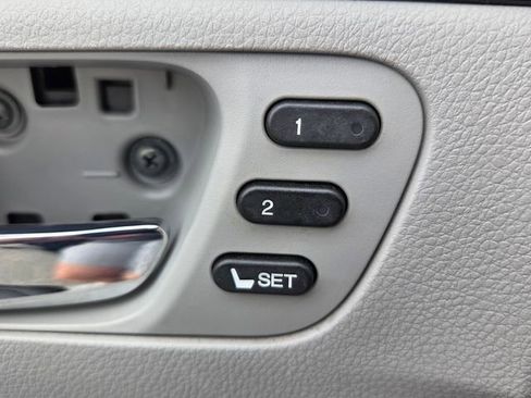 Used 2018 Honda Pilot Touring image 38