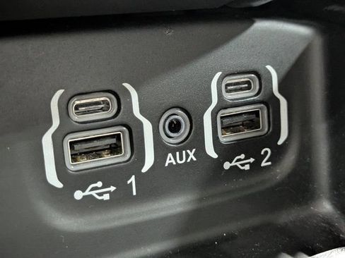 Used 2022 RAM 1500 Limited AWD/4WD image 23