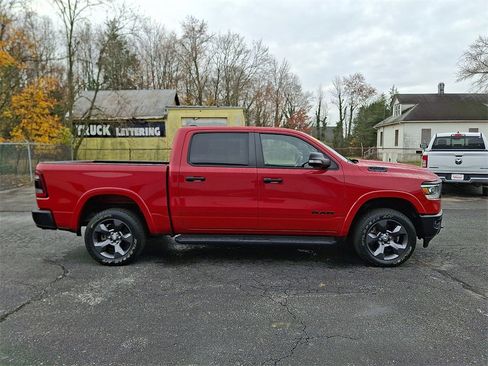 Used 2022 RAM 1500 Big Horn w/ Built-to-serve Edition image 7