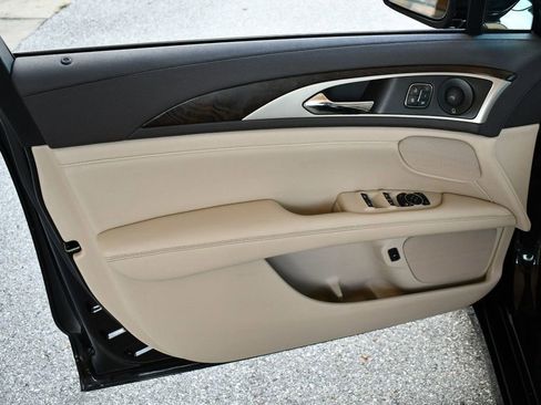 Used 2020 Lincoln MKZ Reserve image 11