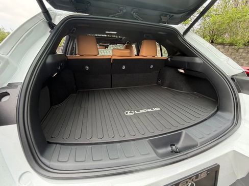 New 2026 Lexus UX 300h AWD image 24