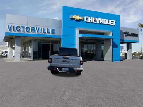 Used 2020 Jeep Gladiator Mojave AWD/4WD image 7