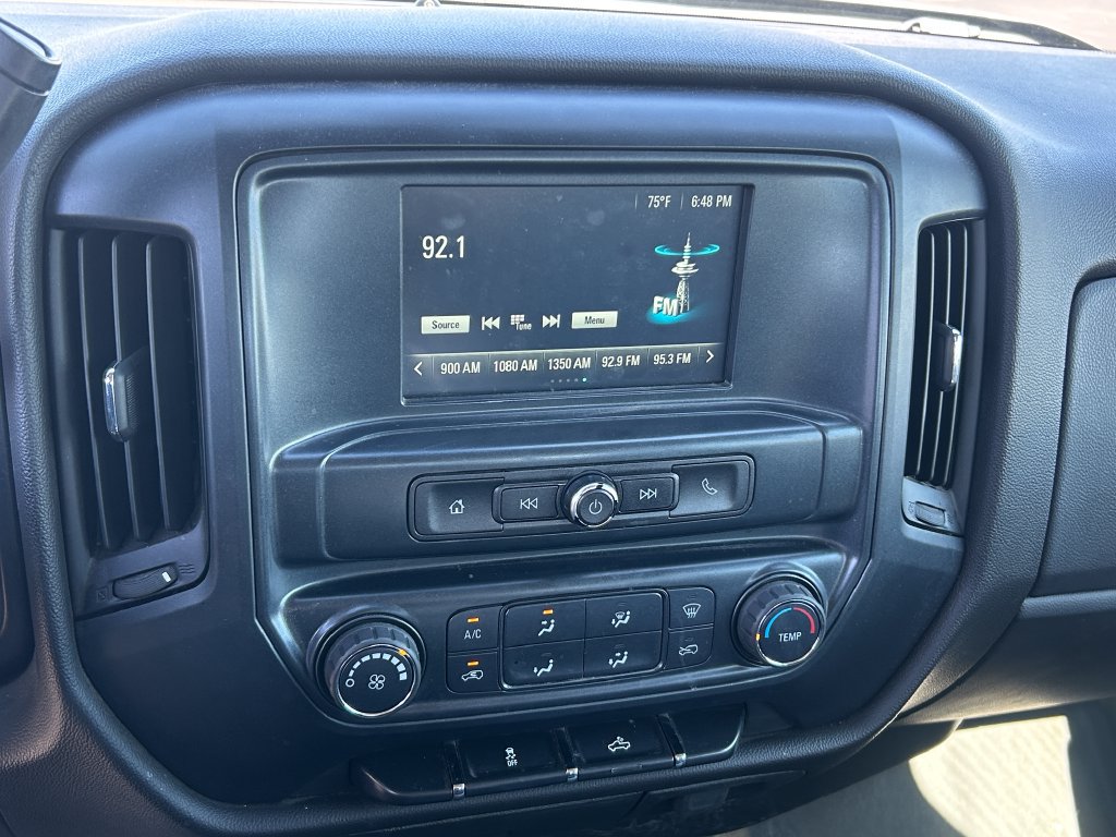 Used 2018 Chevrolet Silverado 2500 W/T AWD/4WD image 14