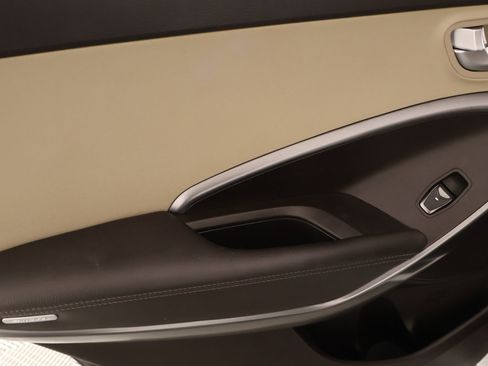 Used 2018 Hyundai Santa Fe Sport image 15