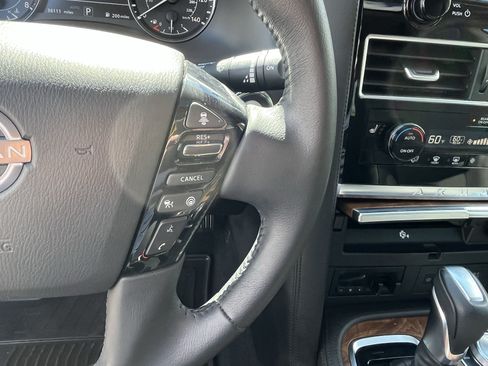 Used 2022 Nissan Armada SL AWD/4WD image 22