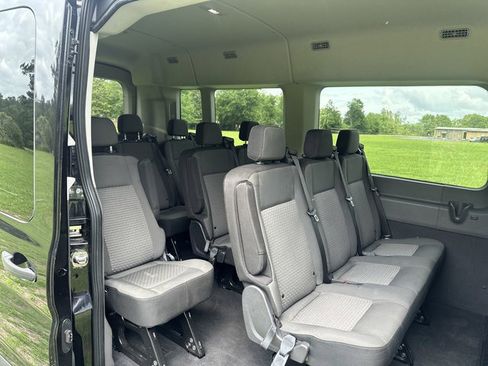 Used 2024 Ford Transit 350 XLT RWD image 5