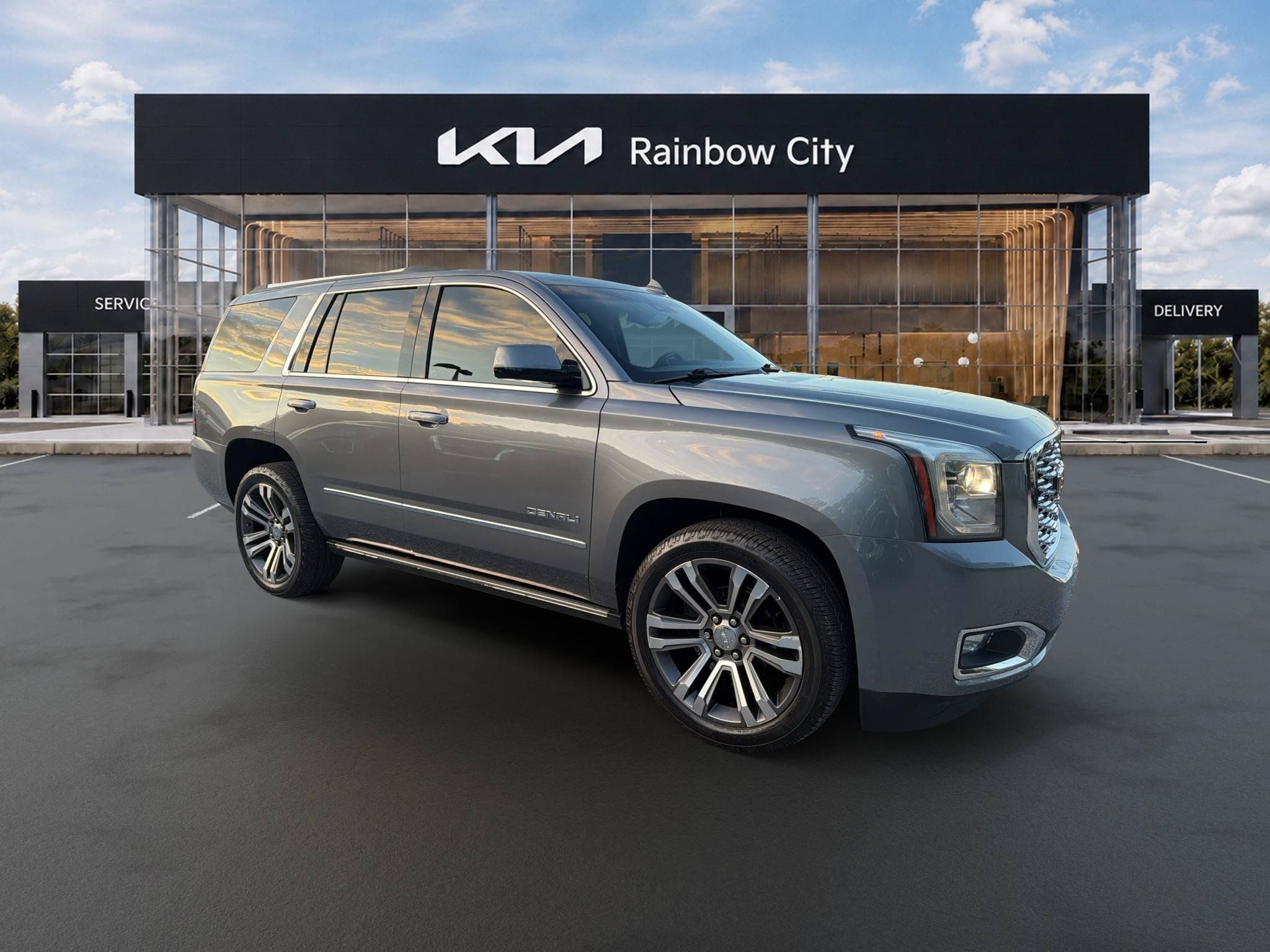 Used 2020 GMC Yukon Denali w/ Denali Ultimate Package AWD/4WD image 3