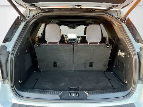 Used 2025 Ford Explorer Platinum w/ LUX Leather Package image 28