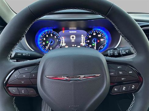 New 2026 Chrysler Pacifica Limited w/ S Appearance Package image 14