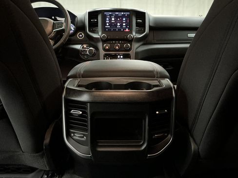 Used 2024 RAM 1500 Big Horn AWD/4WD image 29