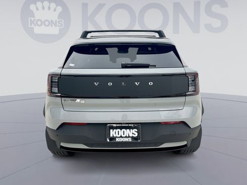New 2026 Volvo EX30 Cross Country Ultra image 5