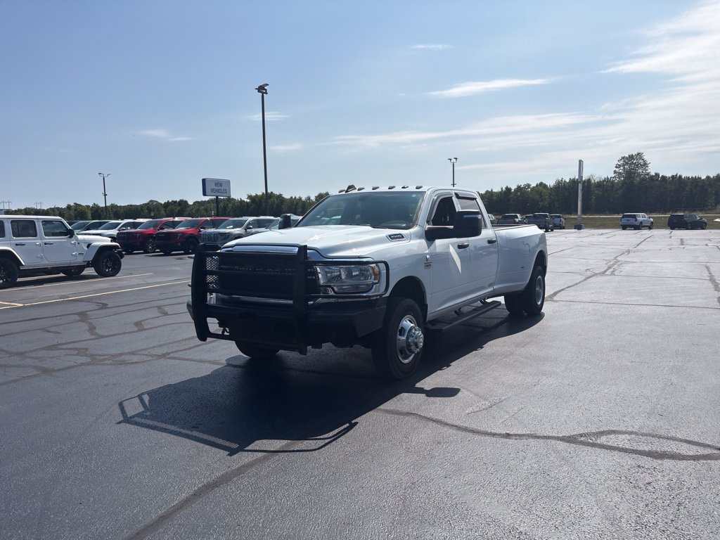 Used 2023 RAM 3500 Tradesman AWD/4WD image 6