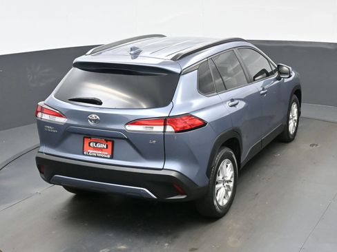 Used 2022 Toyota Corolla Cross LE FWD image 39