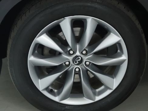 Used 2019 INFINITI QX50 Luxe w/ Navigation Package image 39