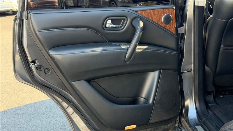 Used 2019 INFINITI QX80 Luxe AWD/4WD image 44