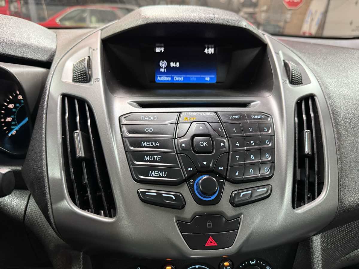 Used 2018 Ford Transit Connect XL FWD image 16