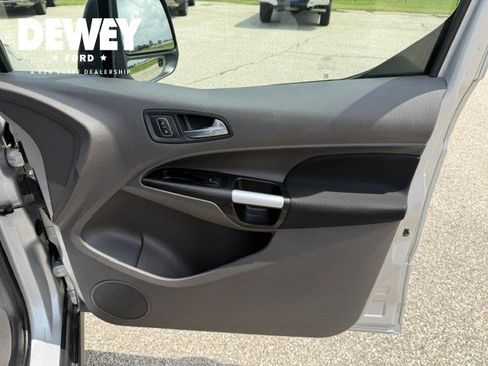 Used 2019 Ford Transit Connect XLT FWD image 32