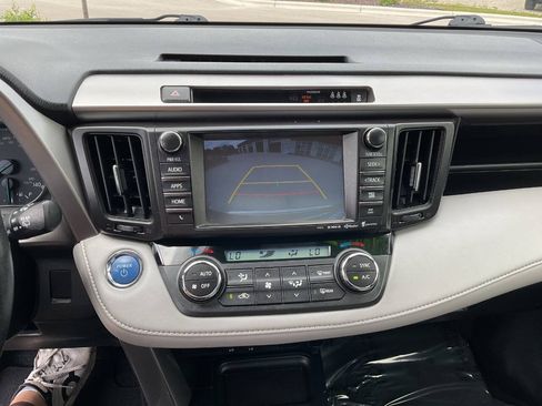 Used 2018 Toyota RAV4 XLE w/ Convenience Package AWD/4WD image 20