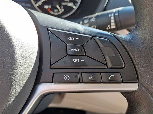 Certified 2022 Nissan Altima 2.5 SV FWD image 23