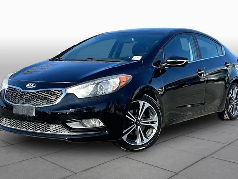 Used 2016 Kia Forte EX FWD image 2