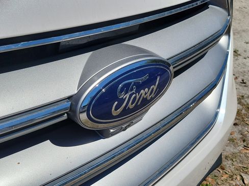 Used 2017 Ford Edge Titanium w/ Equipment Group 302A image 10