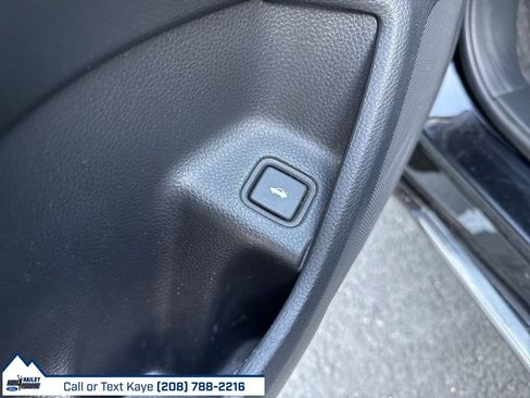 Used 2019 Honda Accord EX image 11