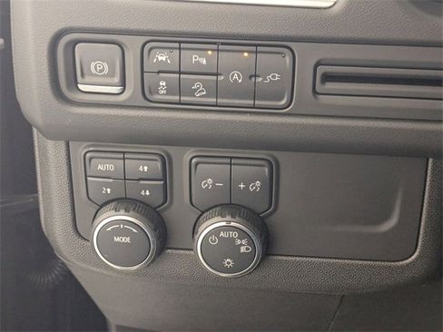 Used 2021 Chevrolet Tahoe Premier image 15