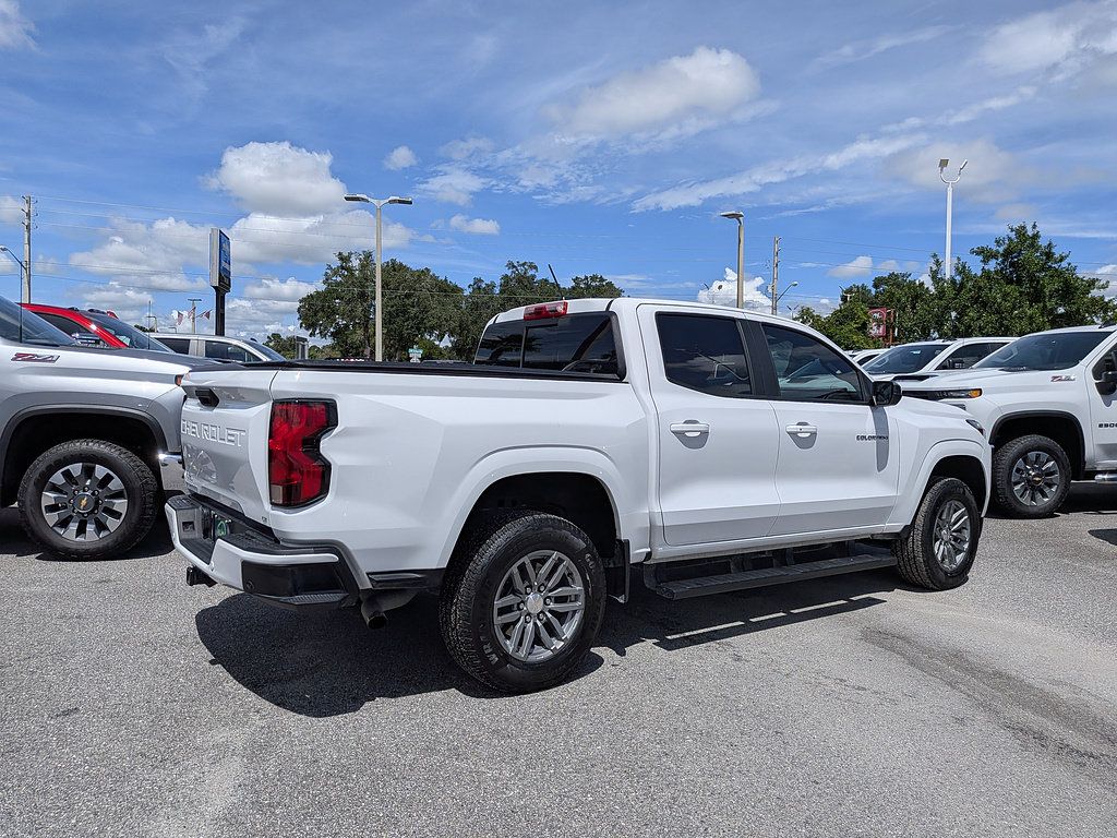 Certified 2024 Chevrolet Colorado LT w/ LT Convenience Package RWD image 3