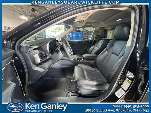 Certified 2025 Subaru Outback Limited AWD/4WD image 9