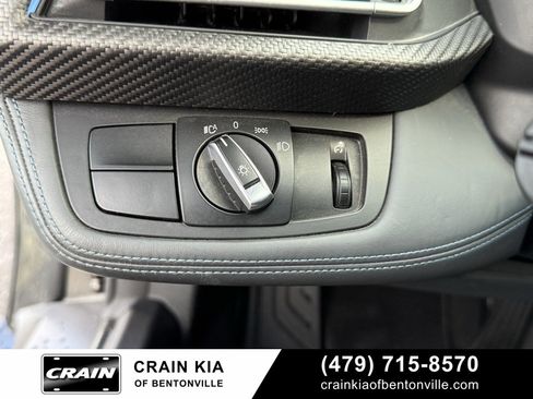 Used 2019 BMW i8 Roadster image 12