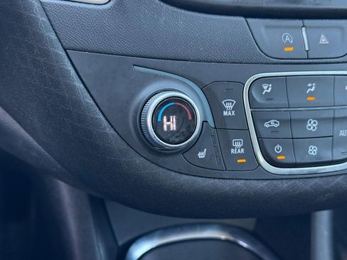 Used 2023 Chevrolet Malibu LT image 25