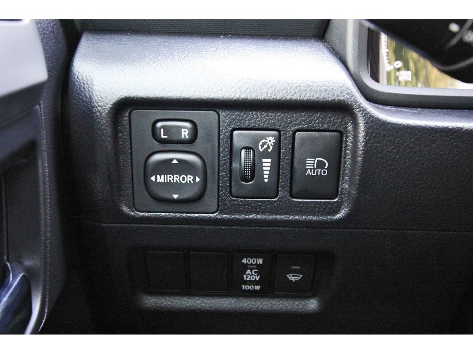 Used 2023 Toyota 4Runner SR5 Premium w/ Moonroof Package RWD image 19