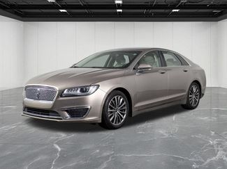 Used 2018 Lincoln MKZ Premiere FWD video 1