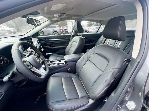 New 2025 Nissan Altima 2.5 SR w/ SR Premium Package image 12