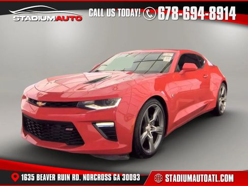 Used 2017 Chevrolet Camaro SS RWD image 1