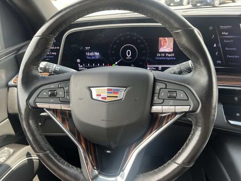 Certified 2024 Cadillac Escalade Luxury AWD/4WD image 18