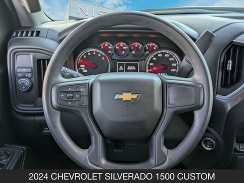 Used 2024 Chevrolet Silverado 1500 Custom image 12
