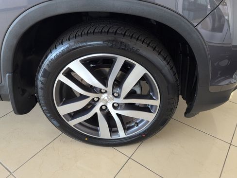 Used 2018 Honda Pilot Elite image 63