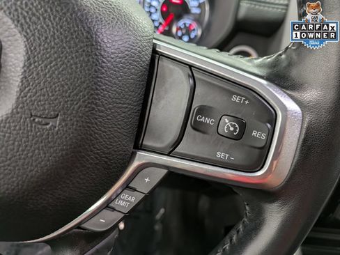 Used 2023 RAM 1500 Laramie AWD/4WD image 19